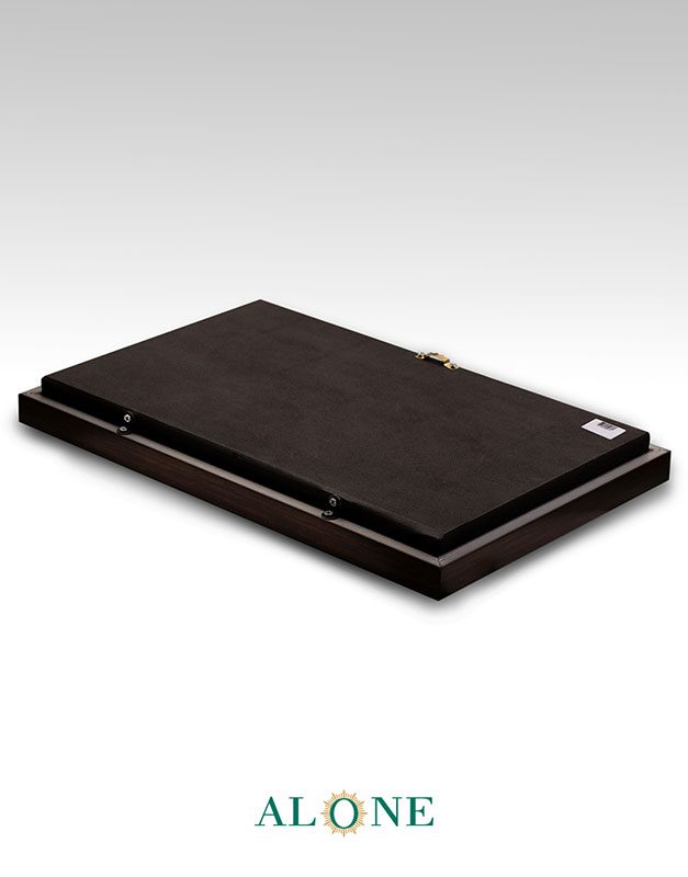 تابلو مردان هخامنشی قهوه ای 31*46 - Image 3