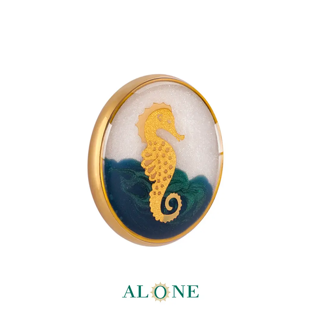 پلاک دستبند چرم زنانه گرد سایز 20 سبز آبی اسب دریایی - Image 2