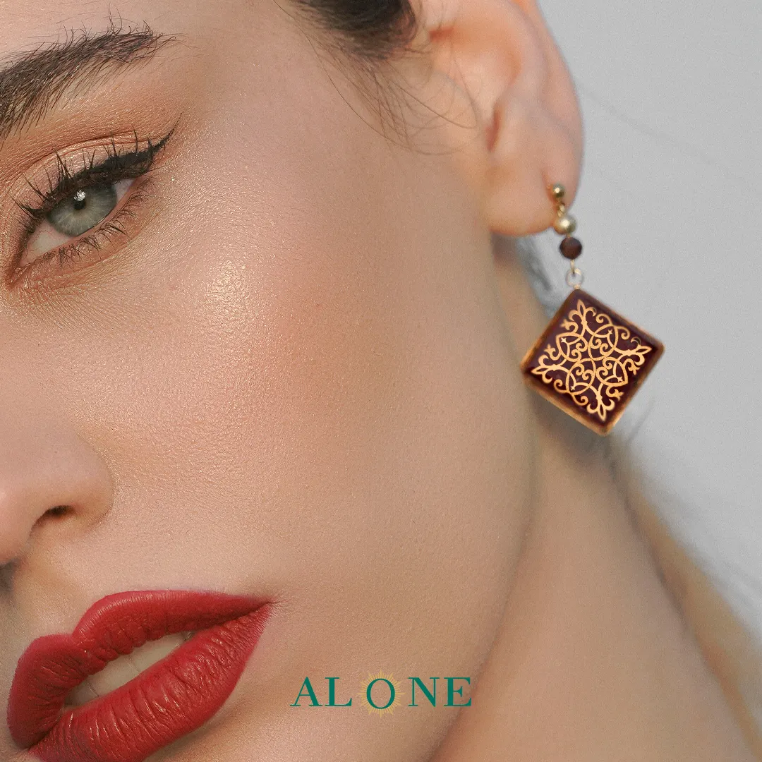 گوشواره مربع گارنت ترنج - Image 2