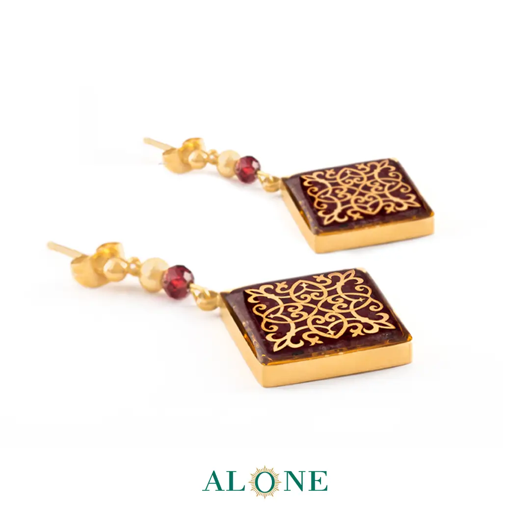 گوشواره مربع گارنت ترنج - Image 3