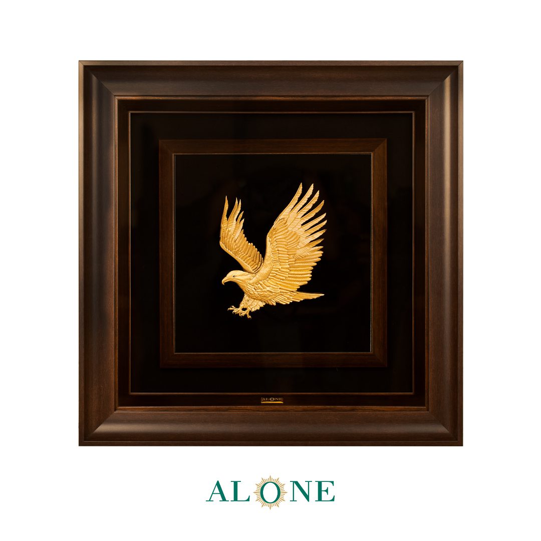 تابلو عقاب قهوه ای 53*53