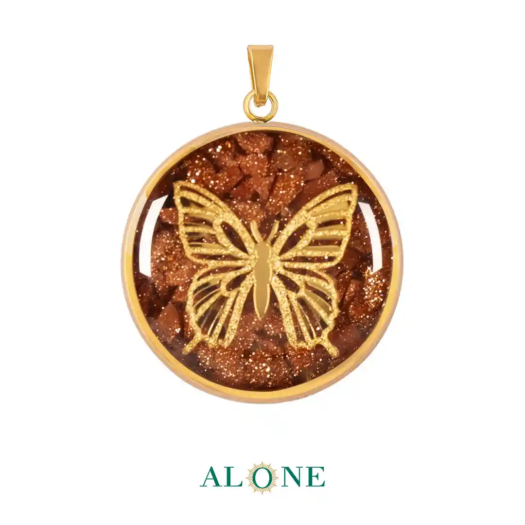 آویز کوچک گرد دلربا آجری پروانه (طرح 2)