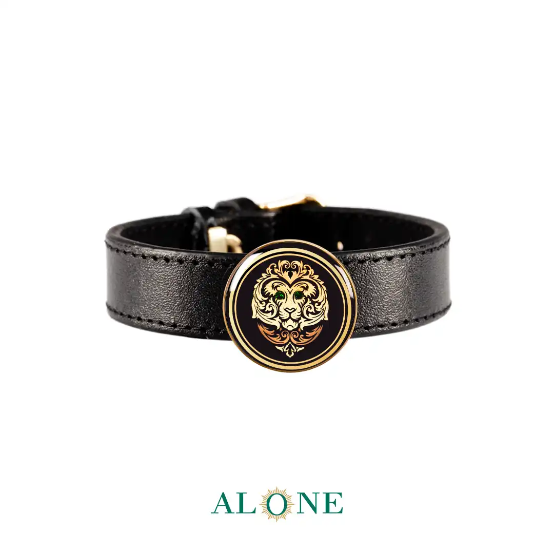 دستبند چرم شیر