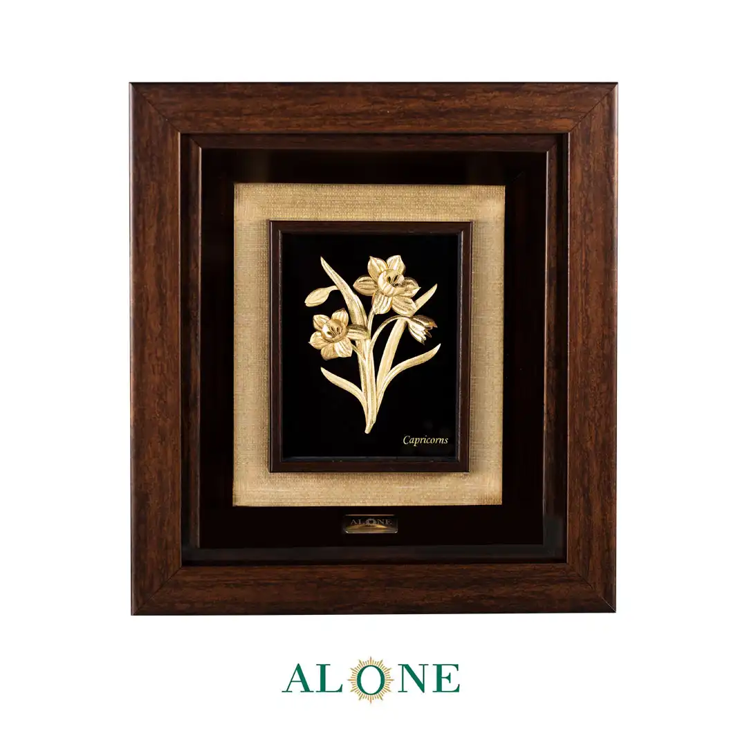 گل نرگس قهوه ای