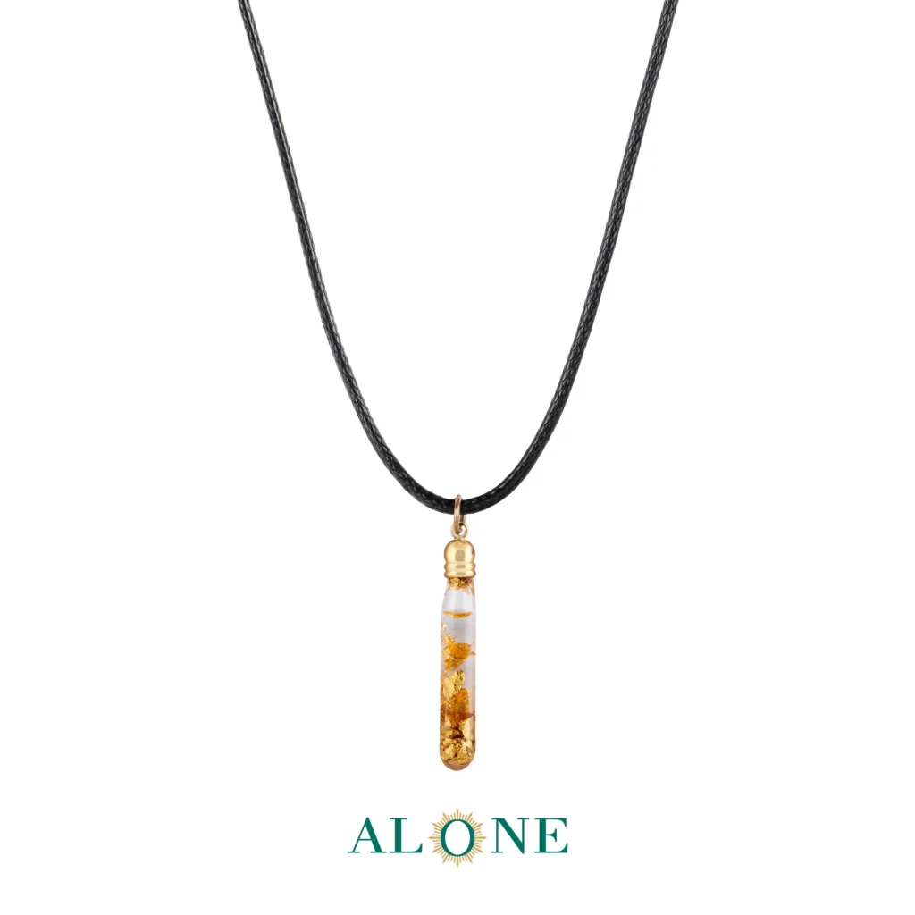 گردنبند شیشه ای مدادی