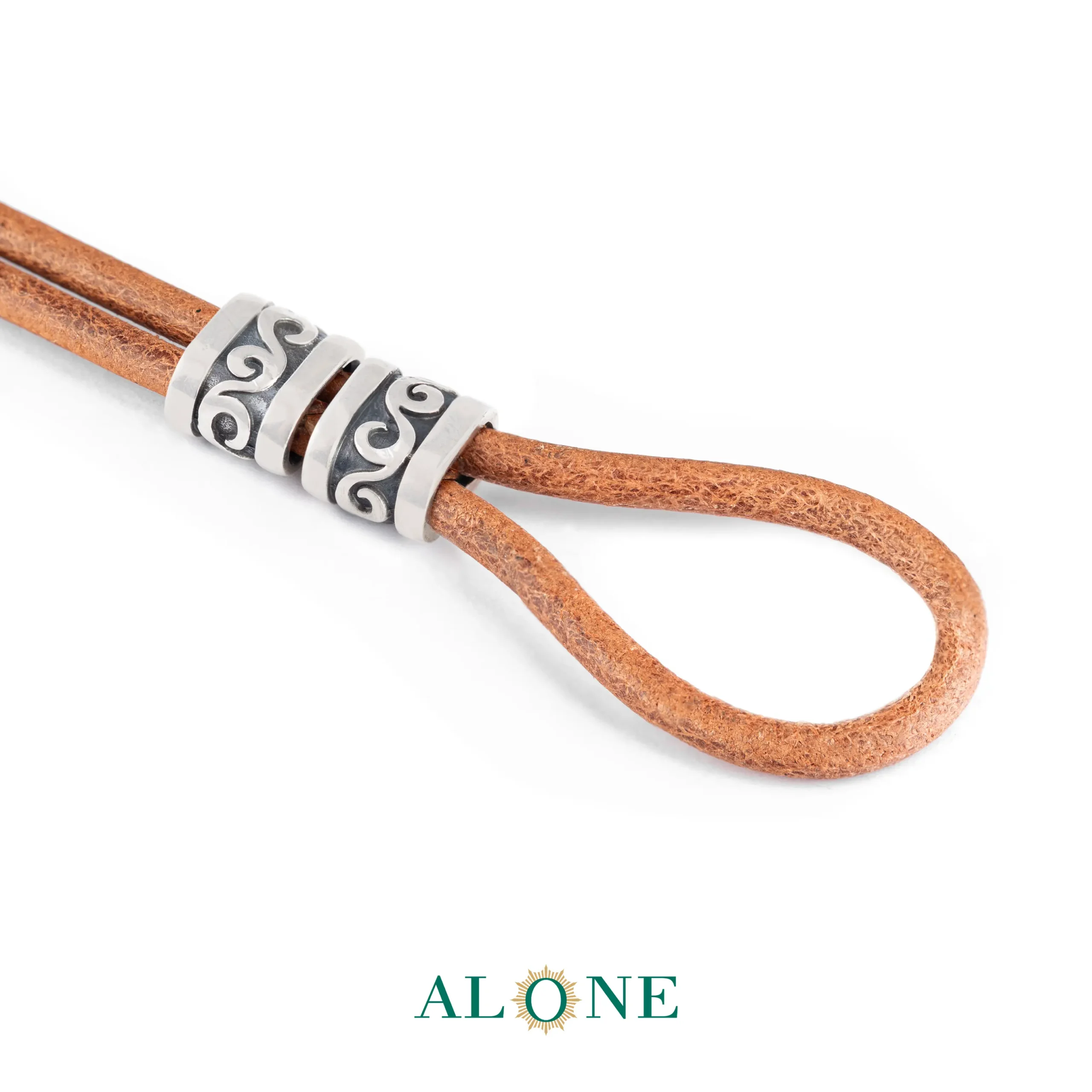 دستبند نقره گرد قهوه ای روشن هورام